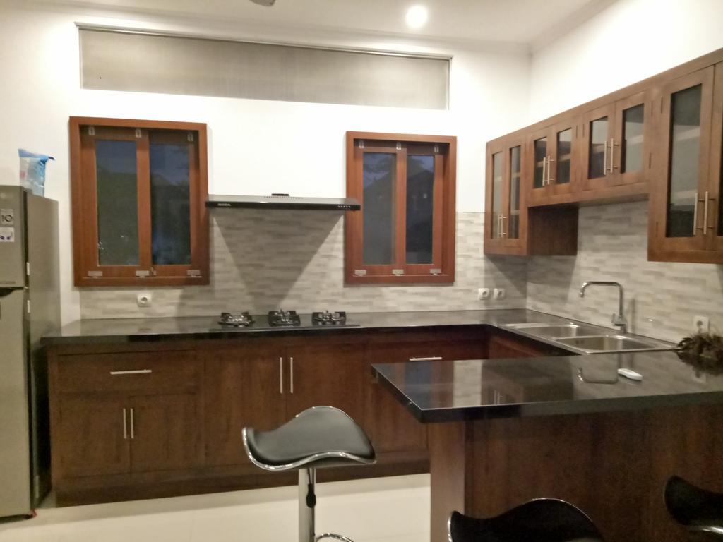 Legong Guesthouse Ubud  Exterior photo